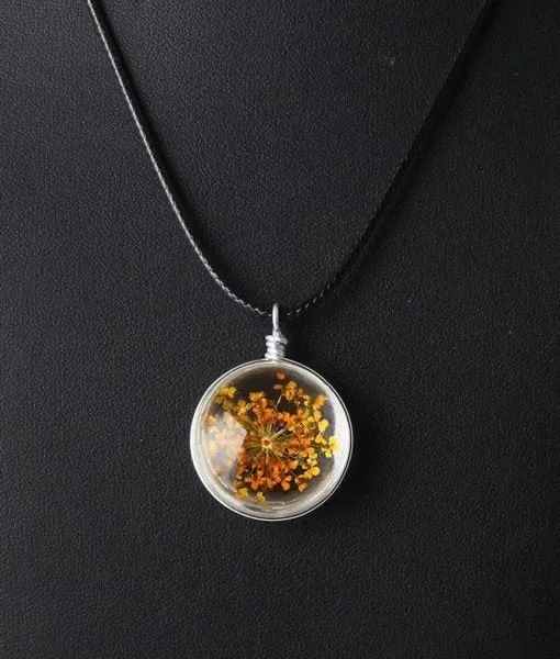 Dried Flowers Glass Round Necklace