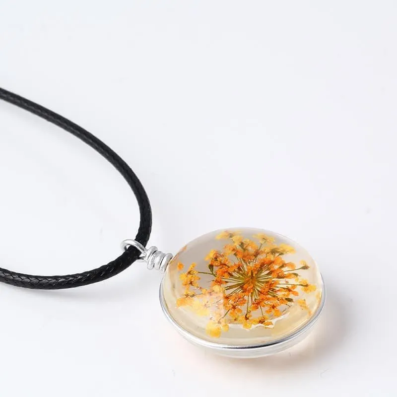 Dried Flowers Glass Round Necklace