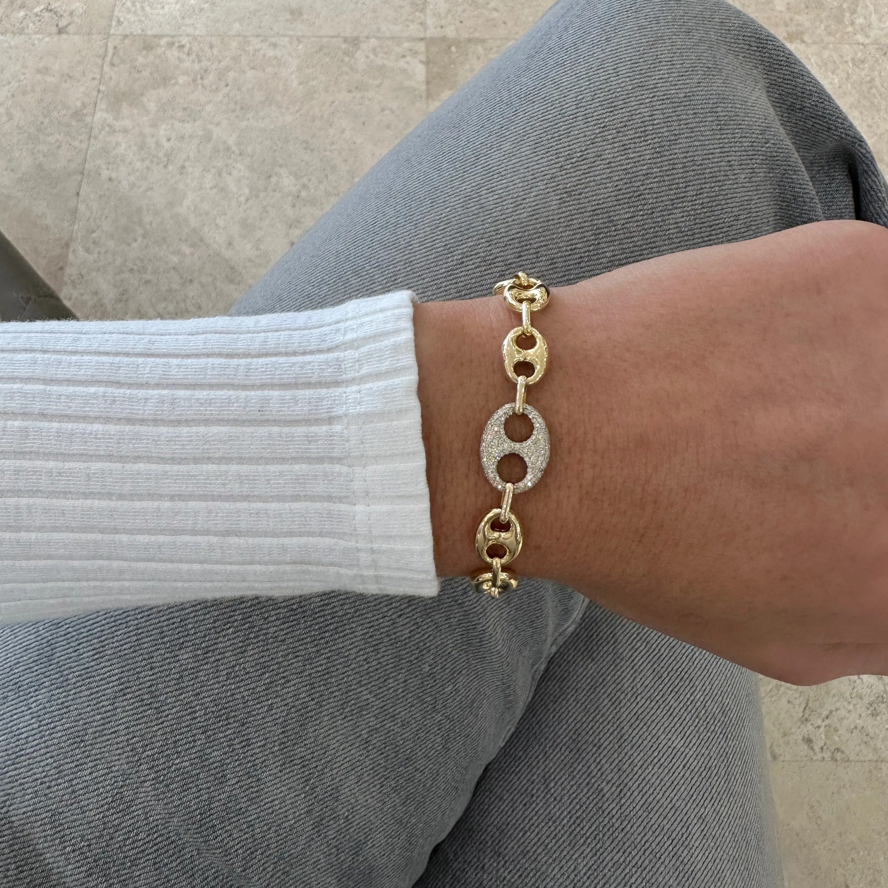 Pave Diamond Puffed Mariner Chain Link Bracelet