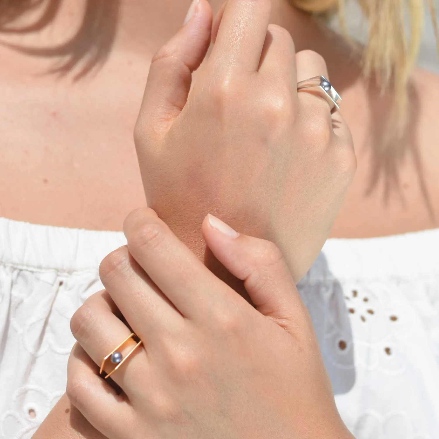 Silver Grey Pearl Alvaro Ring