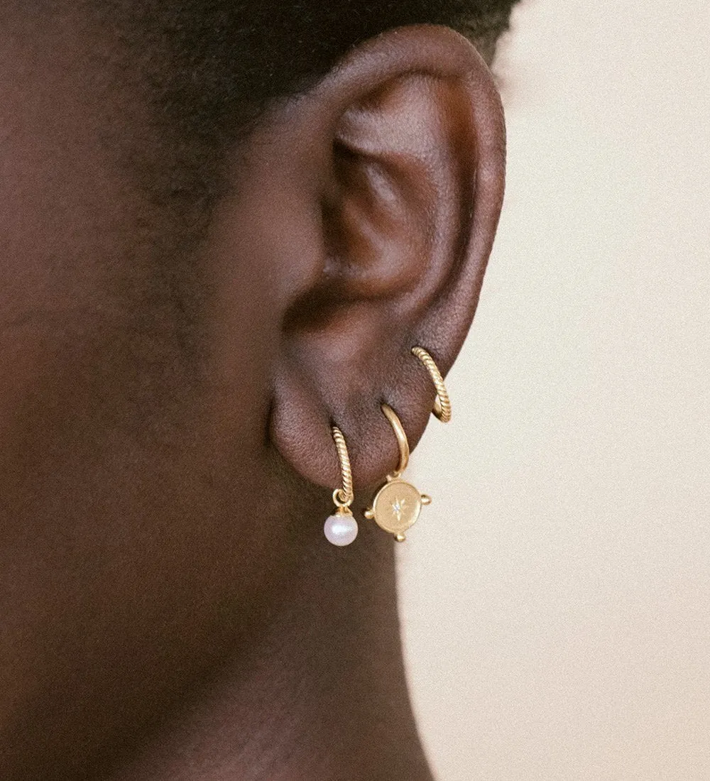 TINY PEARL HOOPS (18K GOLD PLATED)