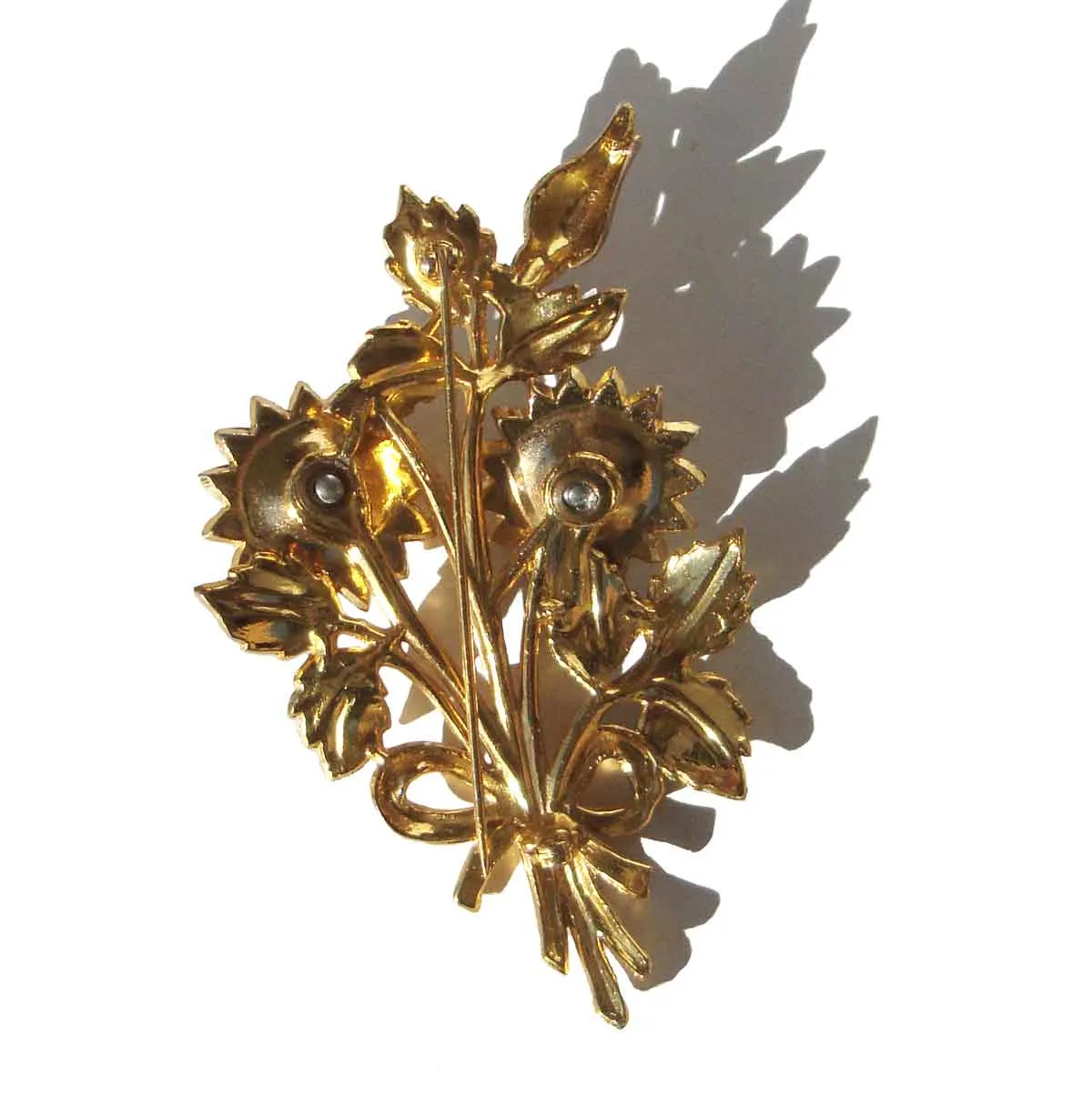 Vintage 40s Deja Reja Enamel Flower Brooch Floral Pin Unsigned
