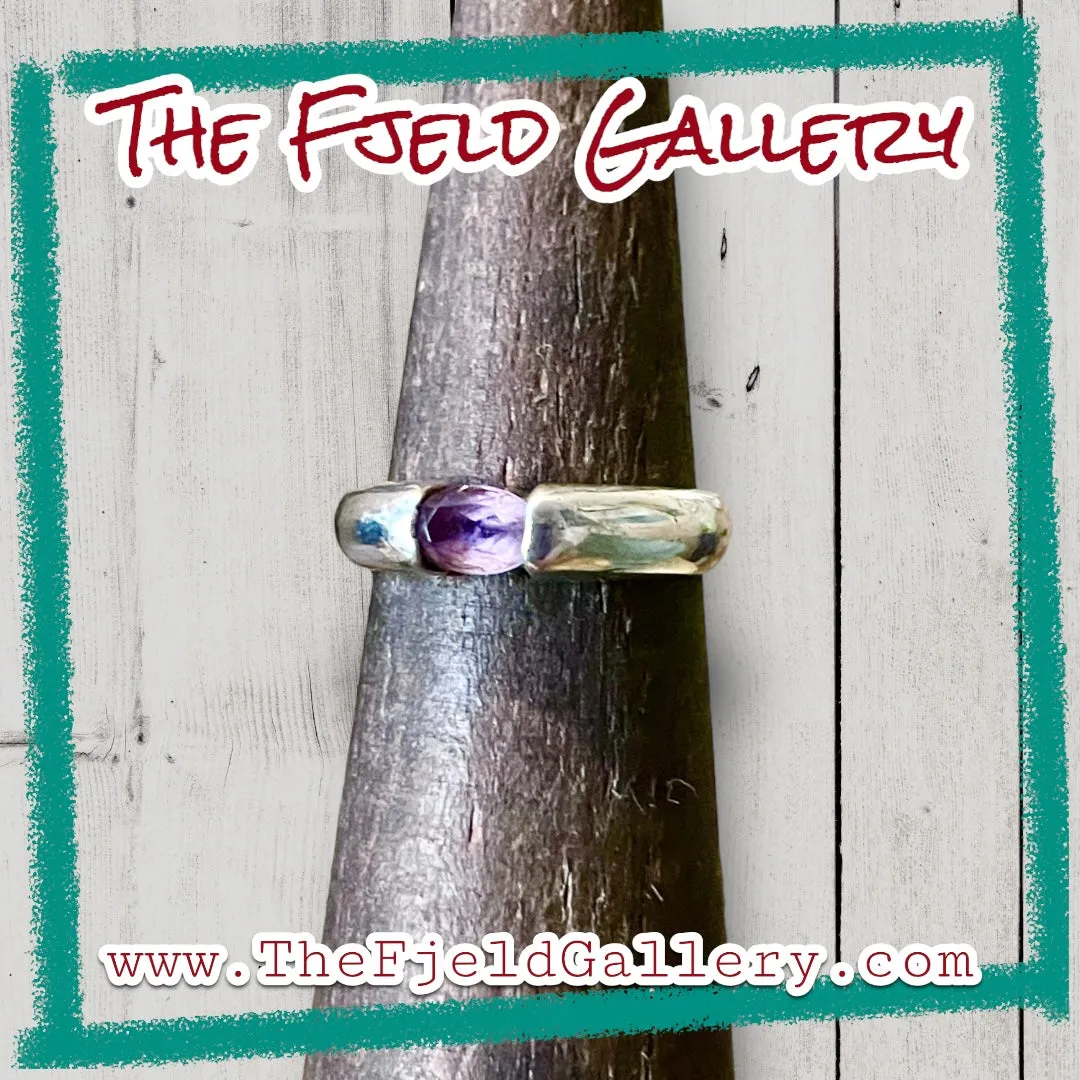 Vintage Amethyst Sterling Silver Sleek Modern Minimalist Ring