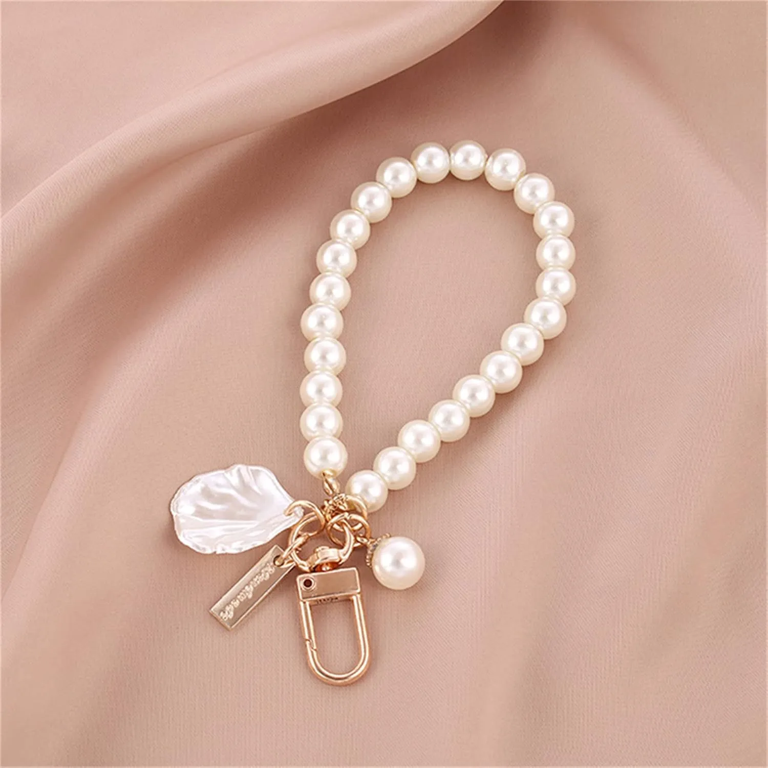 Women's Imitation Pearl Chain Key Chain Backpack Key Pendant Accessories Key Ring Charm Gifts
